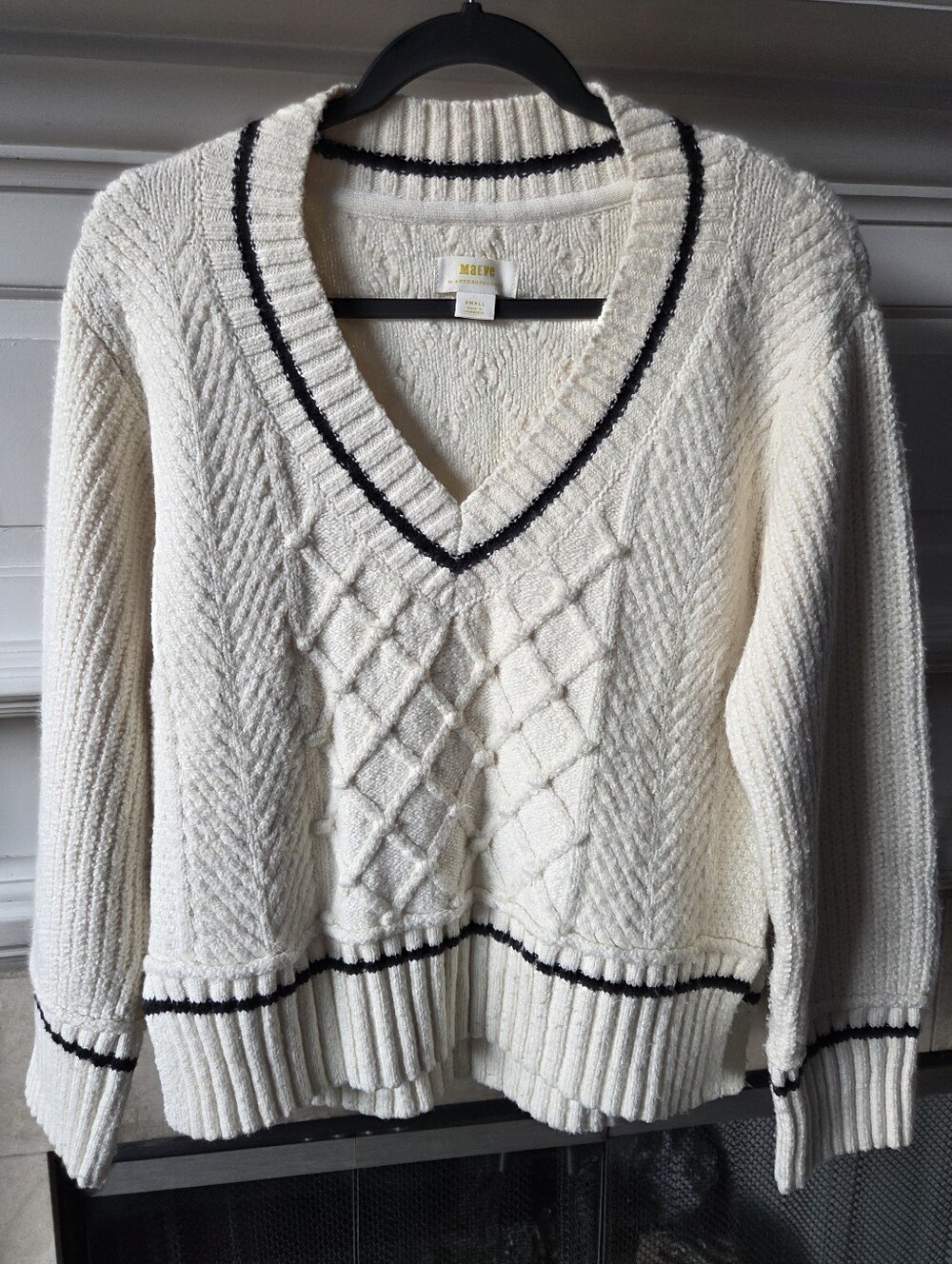 Maeve Anthropologie Cream Cable Knit Sweater Black Trim V Neck Size Small